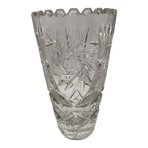 Pinwheel Vintage Star Fan Sawtooth Pattern Cut Crystal Vase